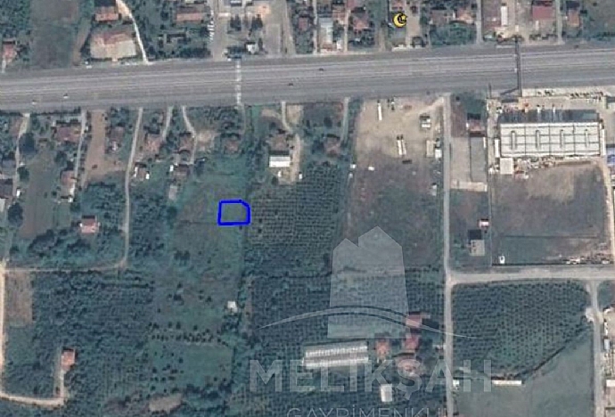 D-100 KARAYOLUNA 100 METRE 527,32 ARSA
